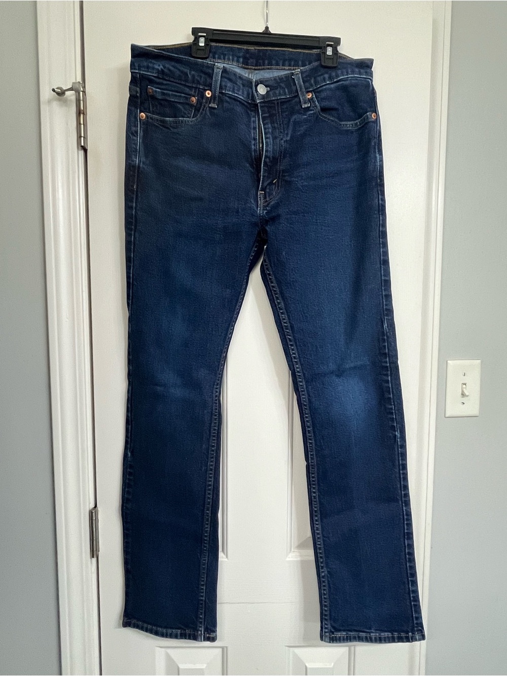 Levi's Men's Straight Dark Blue Jeans